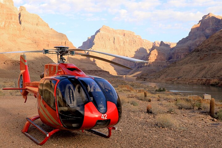 Grand Canyon West, Hoover Dam Stop, Wi-Fi, Lunch & Skywalk