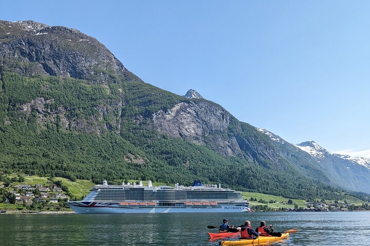 Olden: Easy Kayaking for nybegynnere på fjorden