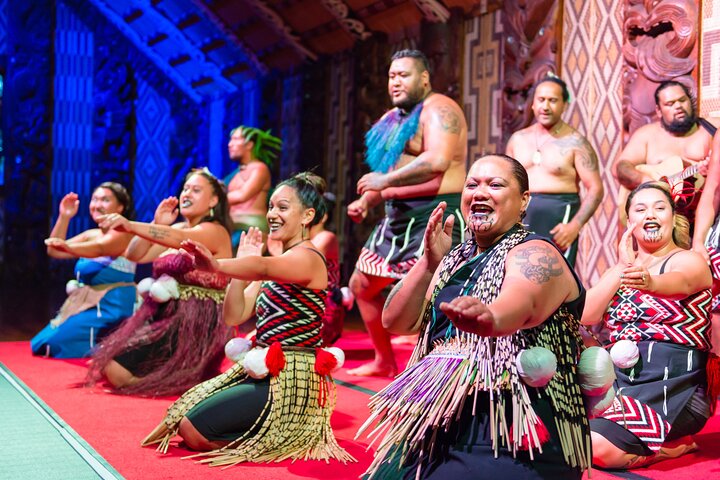 Unique Cultural Experience at Waitangi Treaty Grounds – Day Pass