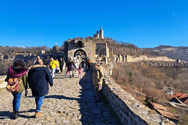 Veliko Tarnovo en Arbanasi-dagtour vanuit Sofia met ophaalservice