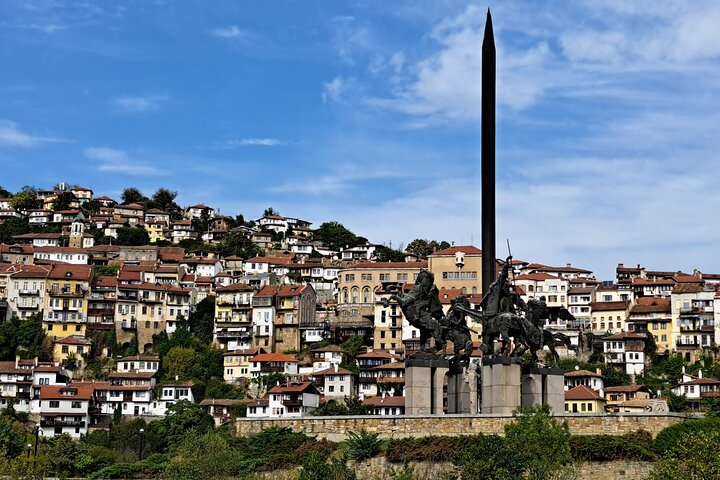 Veliko Tarnovo en Arbanasi-dagtour vanuit Sofia met ophaalservice