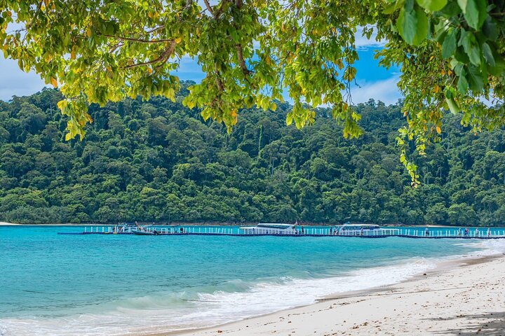 Tour privato di snorkeling a Koh Rock con pranzo da Koh Lanta