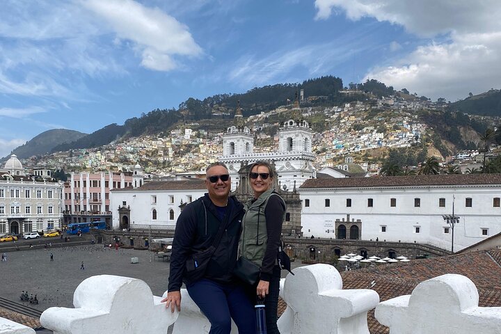 Visite privée de la ville : Quito colonial, le Milieu du monde et le téléphérique