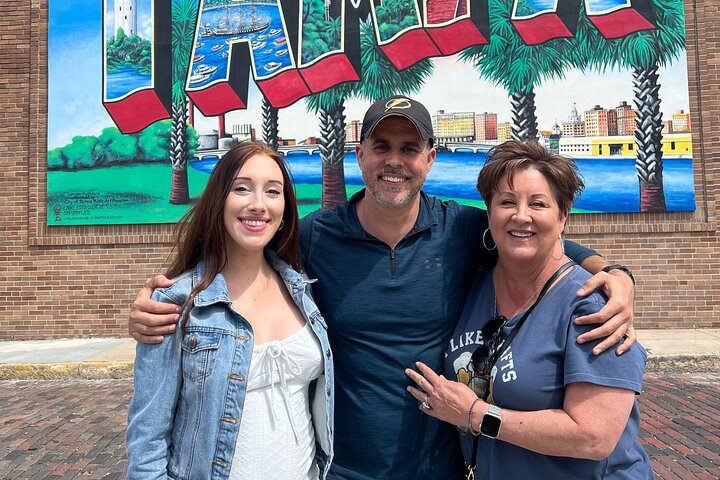 Visite guidée locale de Tampa dans le panier Street-Legal Golf