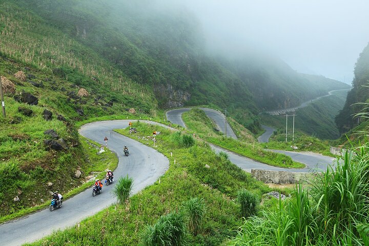 4 - Tour de um dia de motocicleta pelas maravilhas de Ha Giang
