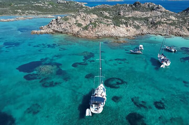 Excursion en voilier sur l'archipel de La Maddalena au départ de Palau