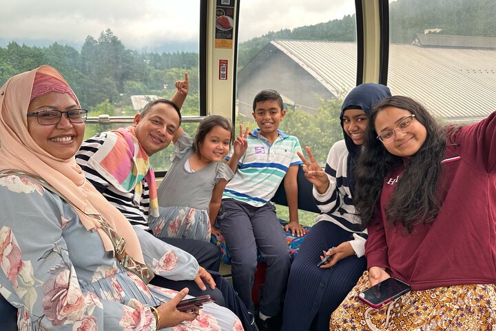 Eintägige Bustour zum Berg Fuji und nach Hakone. Rückfahrt mit dem Bus