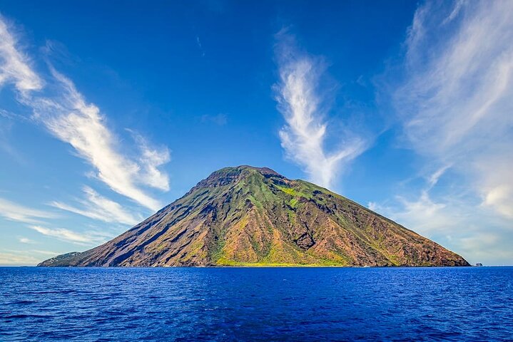 Stromboli : votre randonnée au coucher du soleil en haute altitude jusqu'à 400 m !