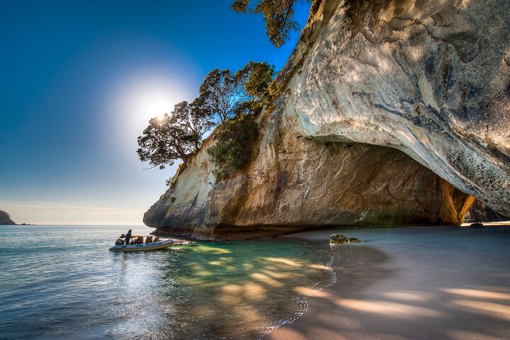 Cathedral Cove & Hot Water Beach Tour met kleine groep en lunch