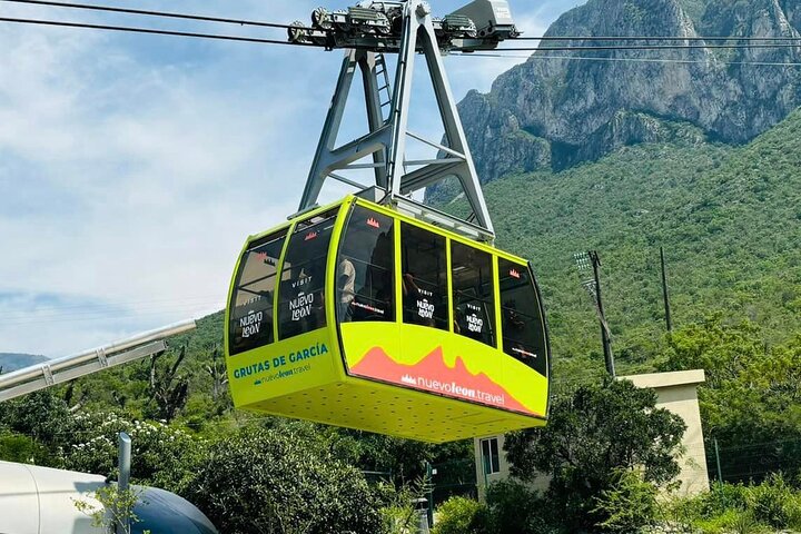 O melhor passeio às "Grutas de García" + Teleférico + Guia + Traslado