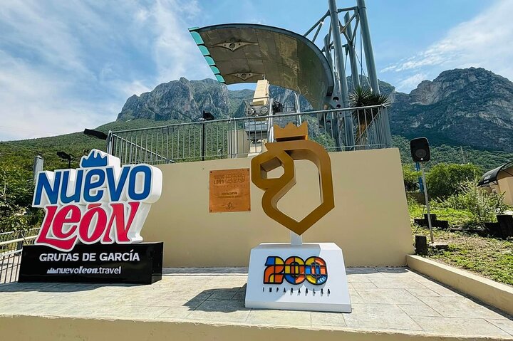 O melhor passeio às "Grutas de García" + Teleférico + Guia + Traslado