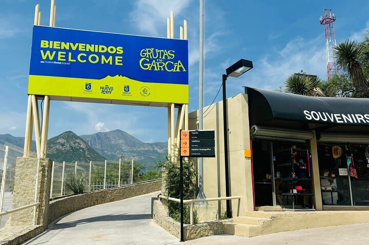 O melhor passeio às "Grutas de García" + Teleférico + Guia + Traslado