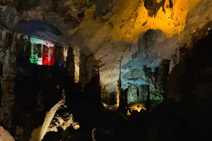 O melhor passeio às "Grutas de García" + Teleférico + Guia + Traslado