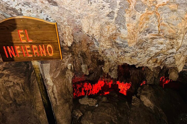 O melhor passeio às "Grutas de García" + Teleférico + Guia + Traslado