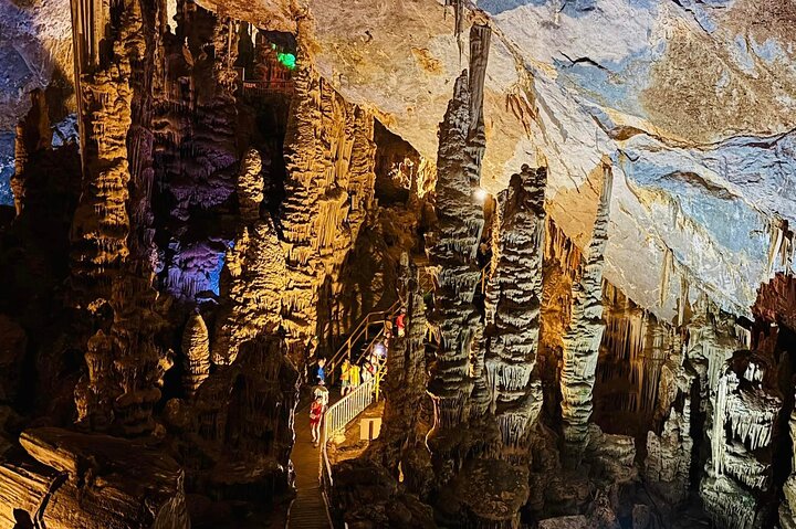 O melhor passeio às "Grutas de García" + Teleférico + Guia + Traslado