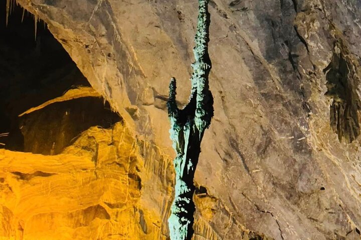 O melhor passeio às "Grutas de García" + Teleférico + Guia + Traslado