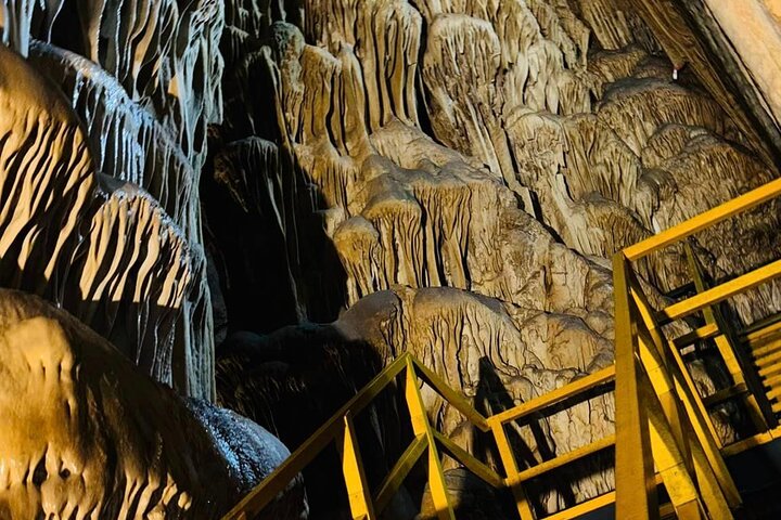 O melhor passeio às "Grutas de García" + Teleférico + Guia + Traslado