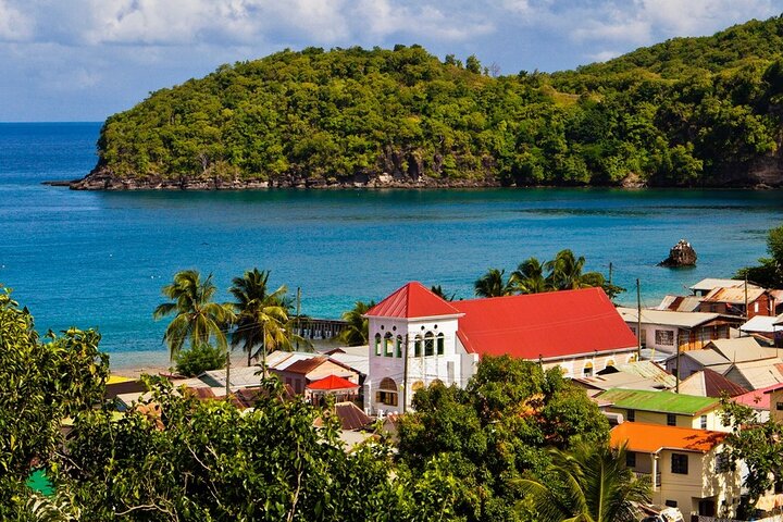 Tour privato di St Lucia: personalizza la tua esperienza sull'isola + pranzo