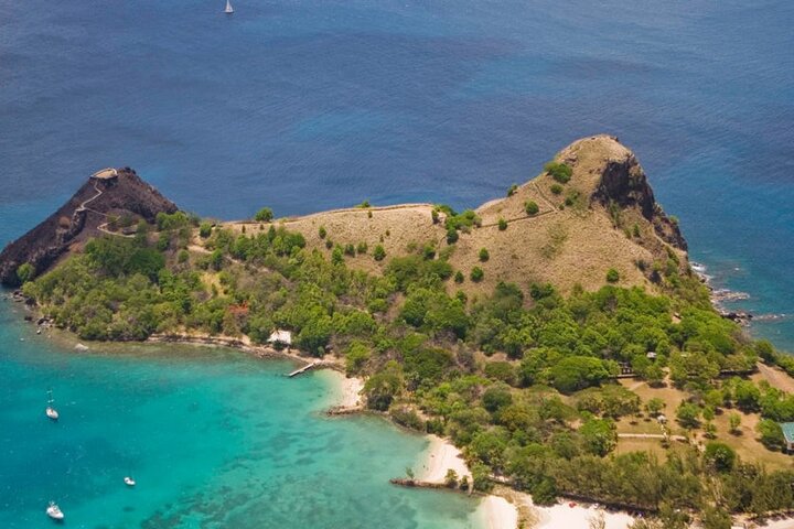 Tour privato di St Lucia: personalizza la tua esperienza sull'isola + pranzo