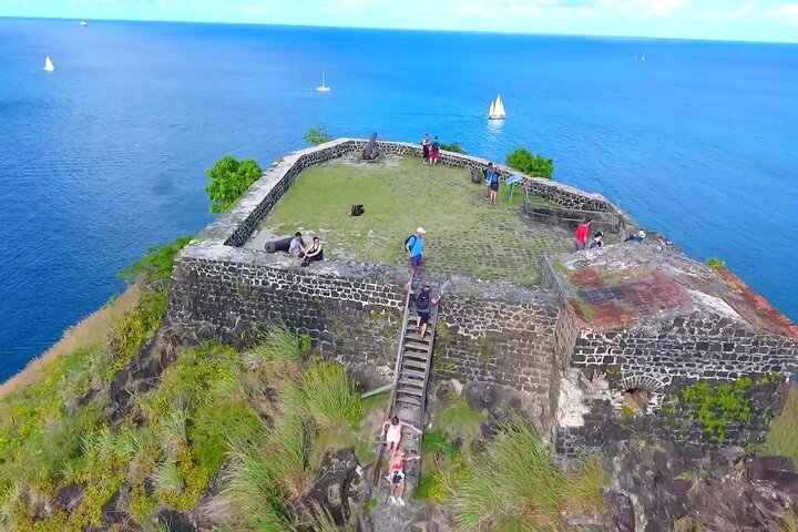 Tour privato di St Lucia: personalizza la tua esperienza sull'isola + pranzo