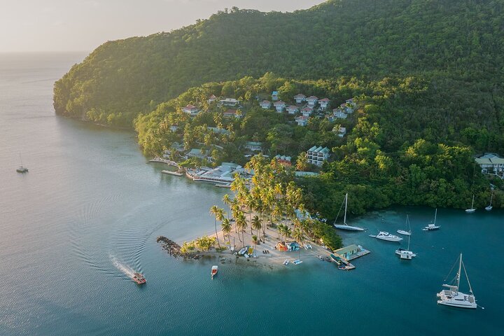 Tour privato di St Lucia: personalizza la tua esperienza sull'isola + pranzo