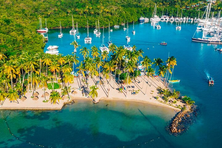 Tour privato di St Lucia: personalizza la tua esperienza sull'isola + pranzo