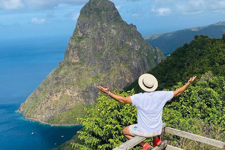 Tour privato di St Lucia: personalizza la tua esperienza sull'isola + pranzo