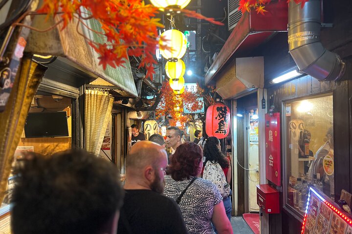 Tokyo : visite gastronomique de Shinjuku (13 plats dans 4 restaurants locaux)