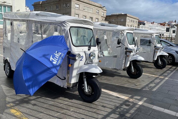 Descubra A Coruña: Passeio Privado de Tuk-Tuk de 1 Hora