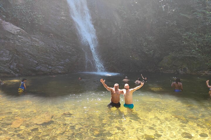 Fiji Adventure: Tour combinado de senderismo en cascada y dunas de Biausevu