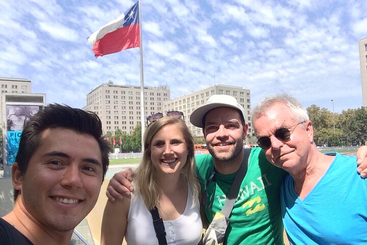 Privé Wandelen in Santiago: Verken met een lokale expert + lunch