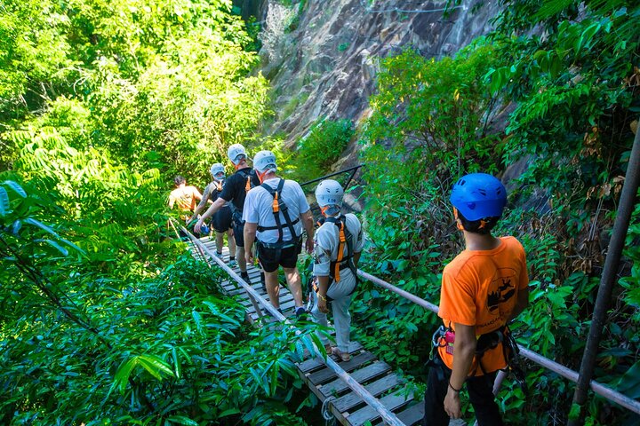 Koh Phangan Zipline äventyr med Wang Sai Vattenfall View