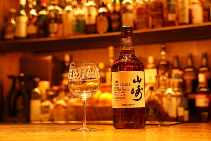 Smaker Yamazaki og andre japanske whiskyer på Tokyo Bar Odin