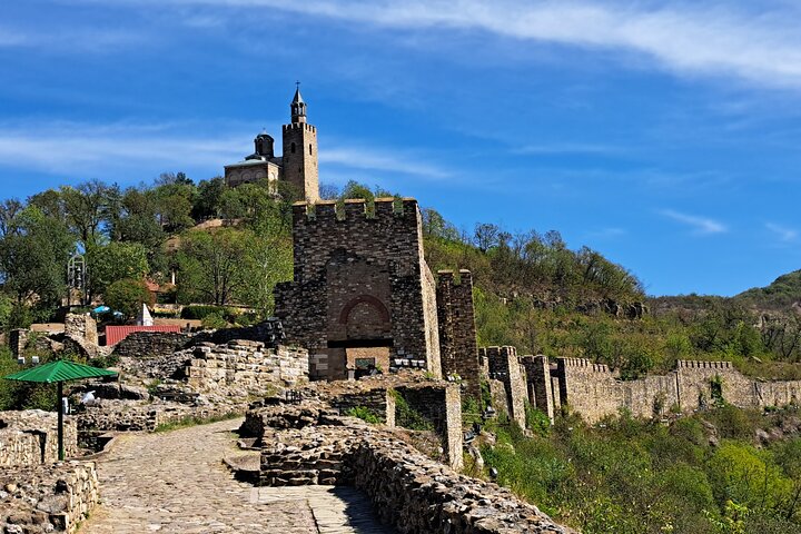 Veliko Tarnovo en Arbanasi-dagtour vanuit Sofia met ophaalservice