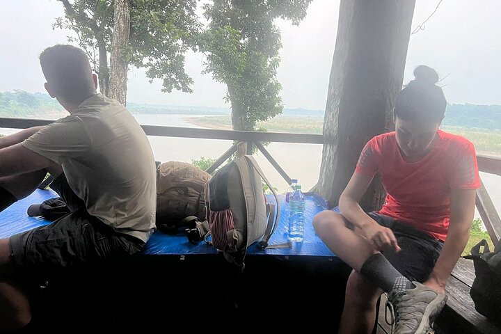 2Nacht 3Tage Chitwan Jungle Tower Nachtaufenthalt und CNP Nepal Safari