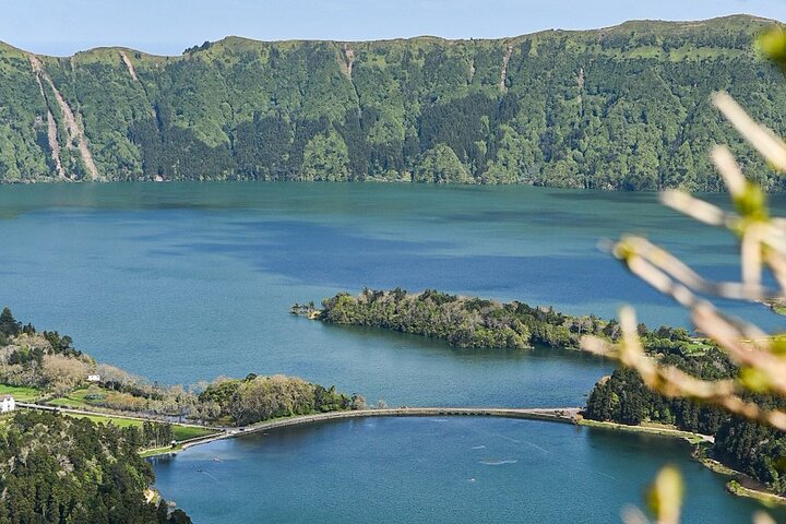 Tour di mezza giornata delle sette città dell'isola di São Miguel