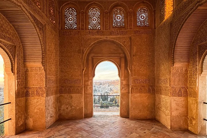 Privat rundvisning i Alhambra og Nasrid-paladserne (med eller uden billetter)