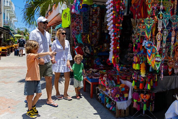 Isla Mujeres Luxury Sailing: Solo Adulti o Per Famiglie