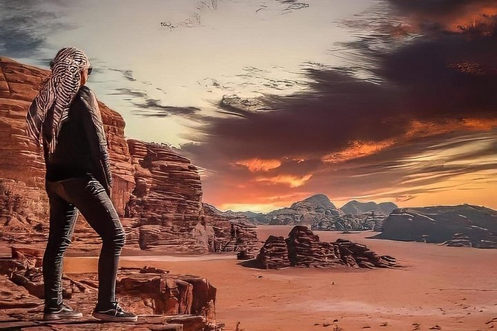 Jordan Private 2-Day: Petra, Wadi Rum, Pink Lake & Dead Sea