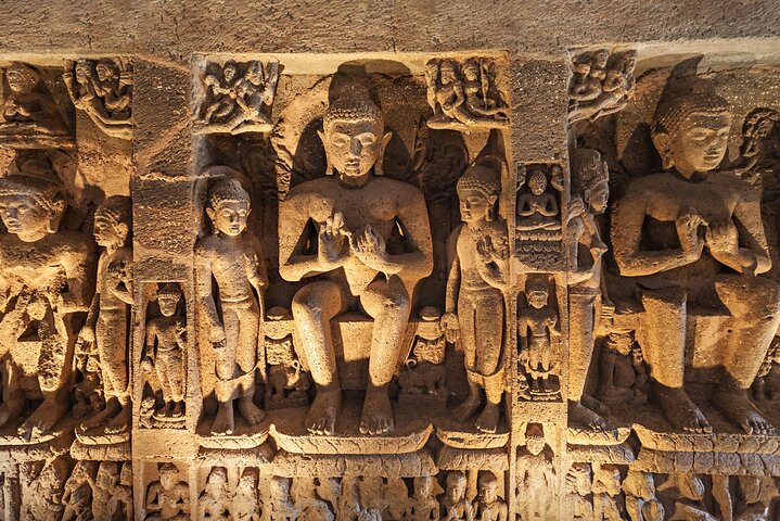 Same Day Tour of Ajanta & Ellora Cave's from Mumbai with Flights