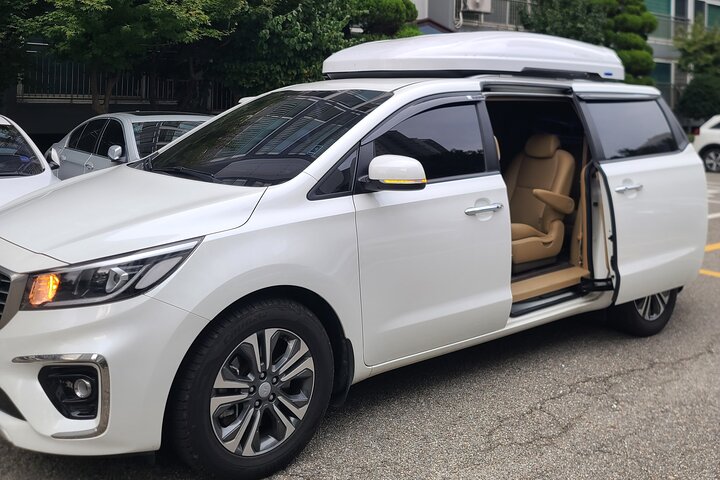 Recorrido privado en autocaravana por Seúl: explora la verdadera Corea del pasado al futuro