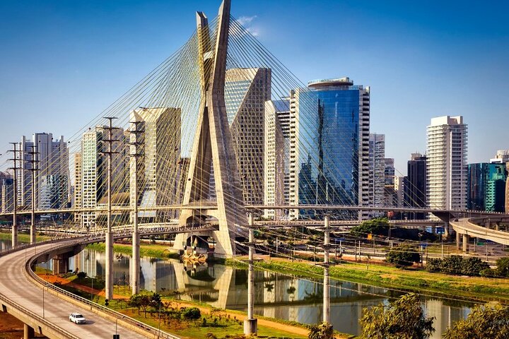 São Paulo : GRU Flughafen Privater Transfer zum/vom Stadtzentrum