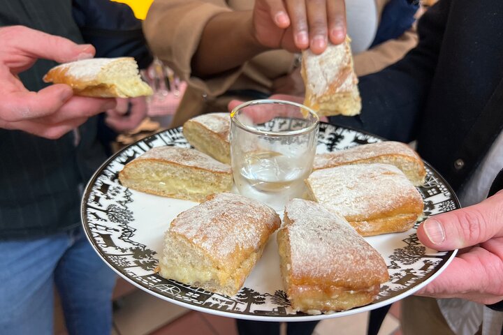 Tour gastronomico di Zurigo con 10 prelibatezze locali, formaggi e cioccolatini