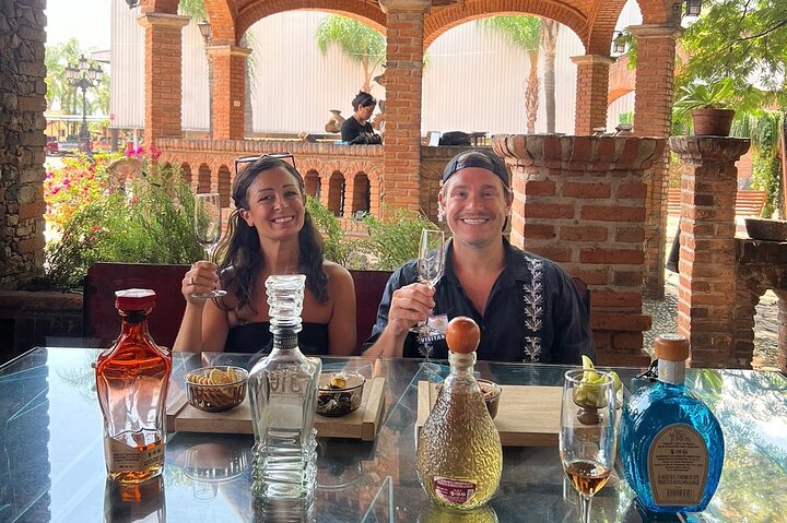 Klassieke tequilatour vanuit Guadalajara en uitgebreide cantaritos bij El Güero!