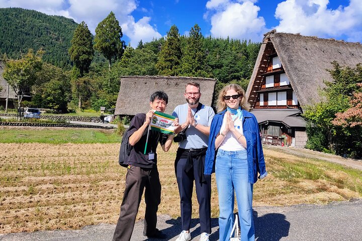 World Heritage Shirakawa-go Excursão guiada perfeita a partir de Kanazawa