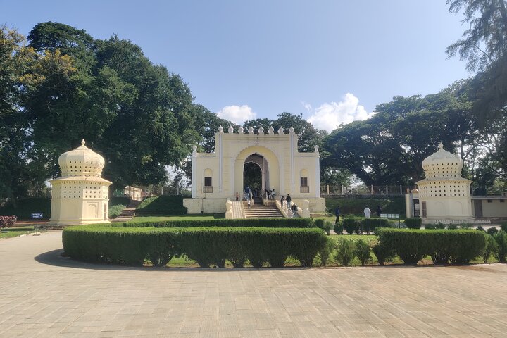 Mysore Full day Private Tour with Guide and Lunch from Bangalore