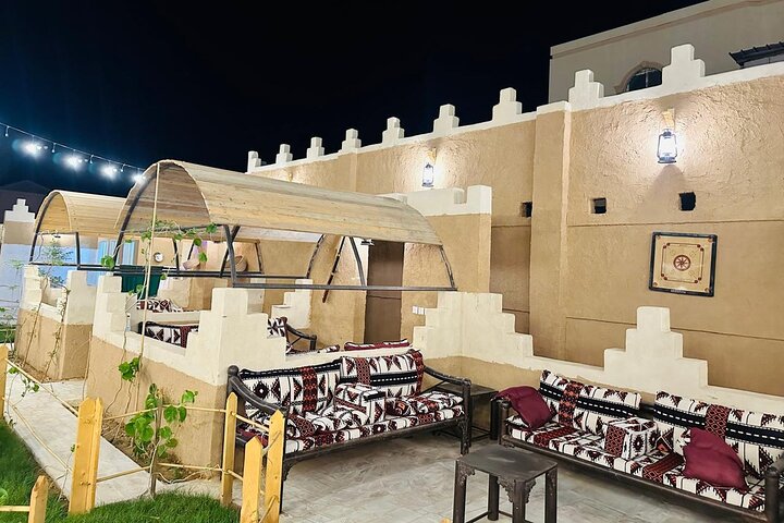 Edge of the World Riyadh Tour with Camel Ride & Dinner
