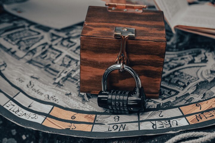 Privé: Escape Game en plein air Lac de Constance : L'évasion de Konradin !