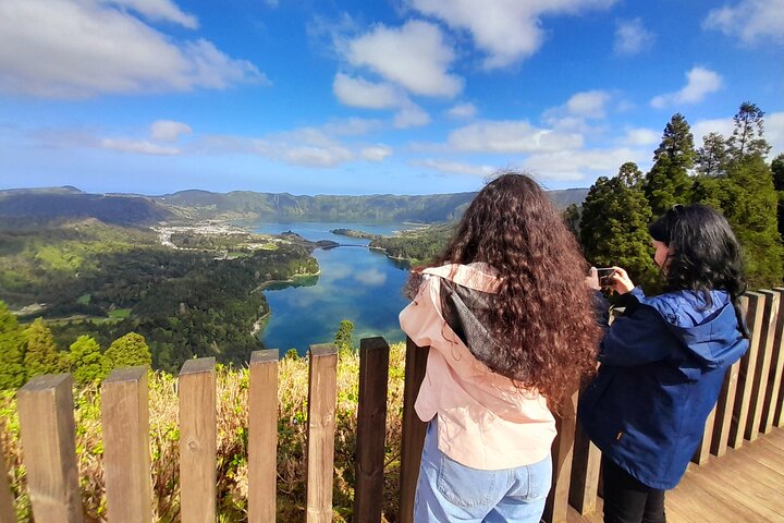 Det viktigaste i São Miguel: 2-dagars rundtur med naturens underverk och toppattraktioner
