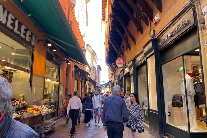 Bologna Walking Food Tour og højdepunkter med en lokal guide